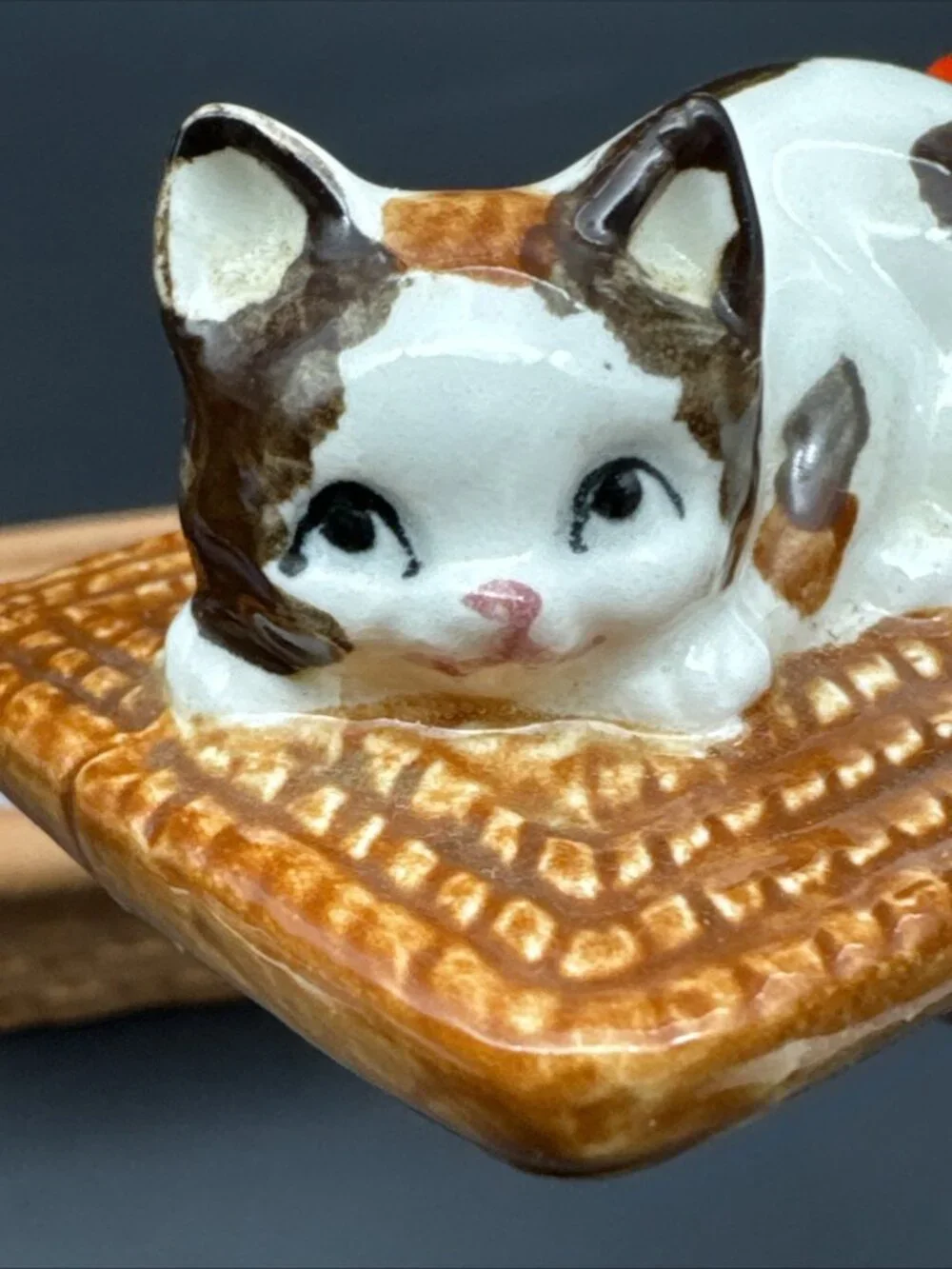 Vintage Ceramic Calico Cat Kitty On Nest Trinket Box Cottagecore